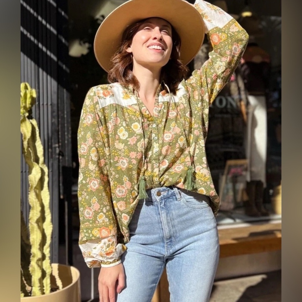 Elan Monterey Jade Green Floral Print Boho Cottagecore Peasant Top  Size Medium